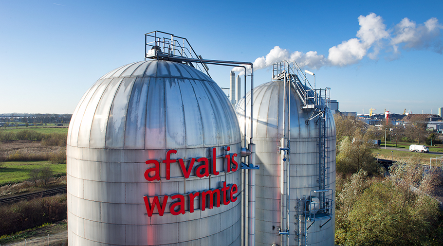 CO2-uitstoot Amsterdam fors lager door stadswarmte