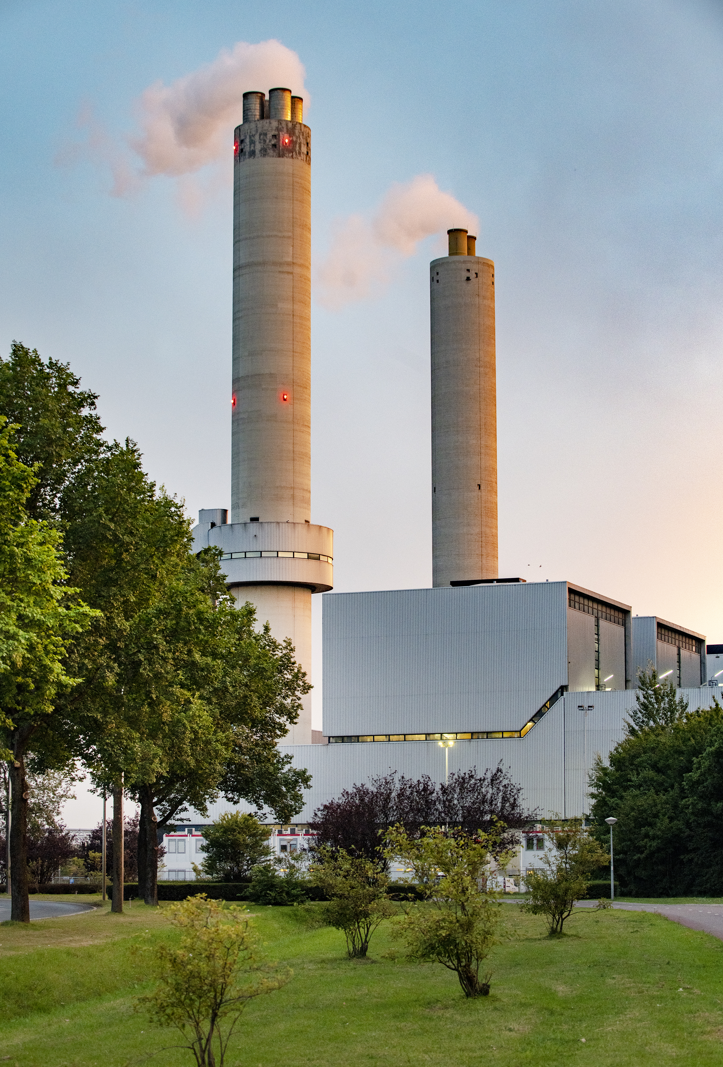 Stormschade aan schoorsteen AEB